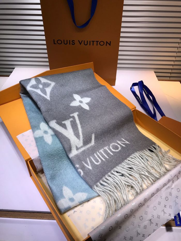 Louis Vuitton Scarf LV00034